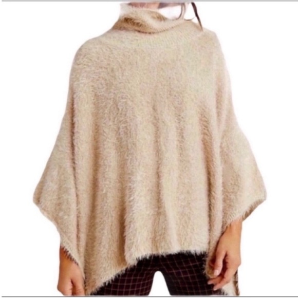 Anthropologie Sweaters - AKEMI + KIN Lara Eyelash Golden Metallic sweater Poncho NEW cream OS